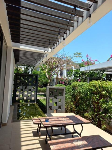 Oceanami Villas & Beach Club 3 Bedroom Villa Long Hai Eksteriør billede